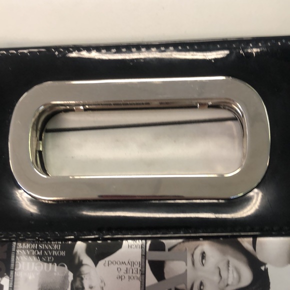 Olivia Miller Cut Handle Magazine Clutch - Picture 9 of 14